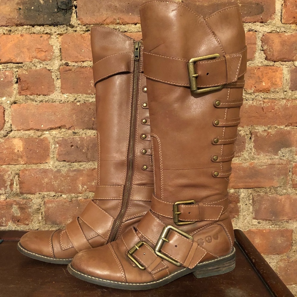Brown leather Lucky Brand buckled boots